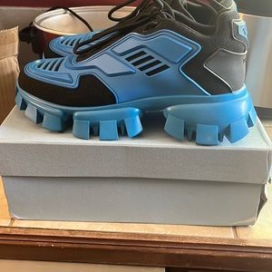 Prada designer shoe worn once